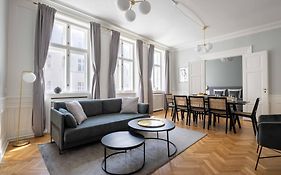 Lavish 4Br Apartment In The Heart Of Cph By The Canals